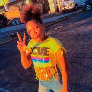 Meet your Posher, Admire